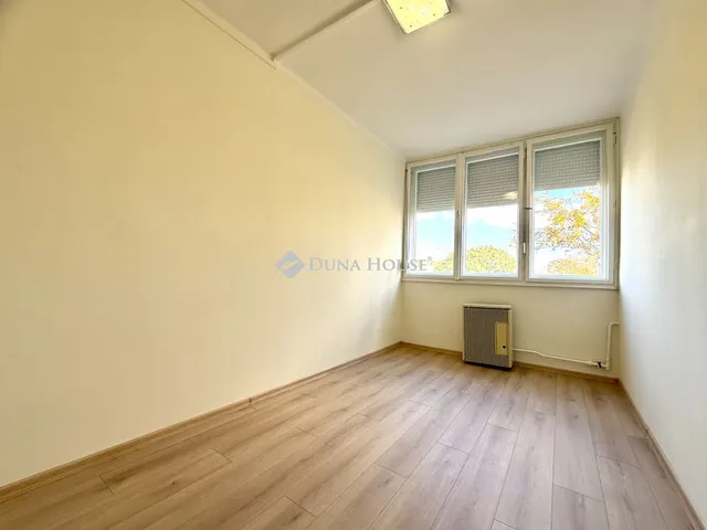 Eladó lakás Békéscsaba, Kazinczy lakótelep 50 nm