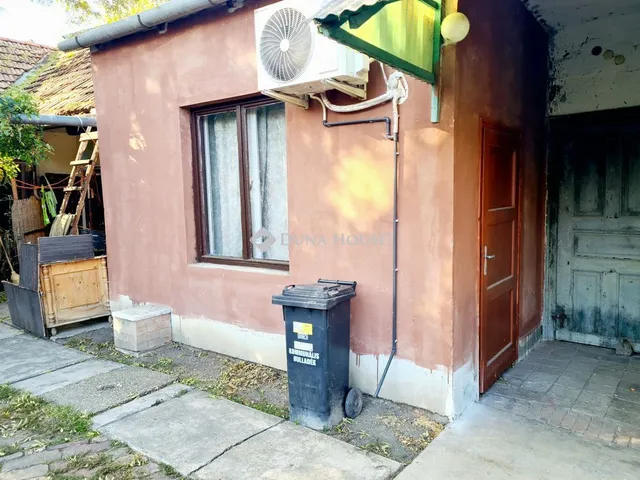 Kiadó ház Békéscsaba 20 nm