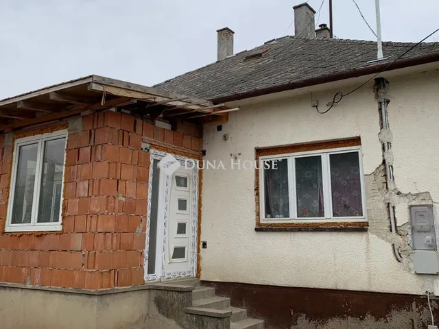 Eladó ház Iregszemcse 89 nm