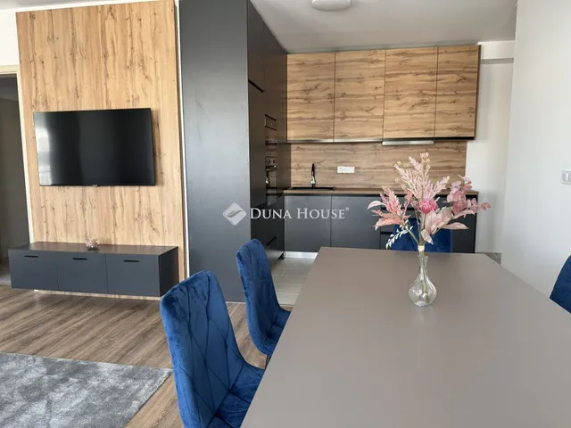 Eladó lakás Balatonlelle 88 nm