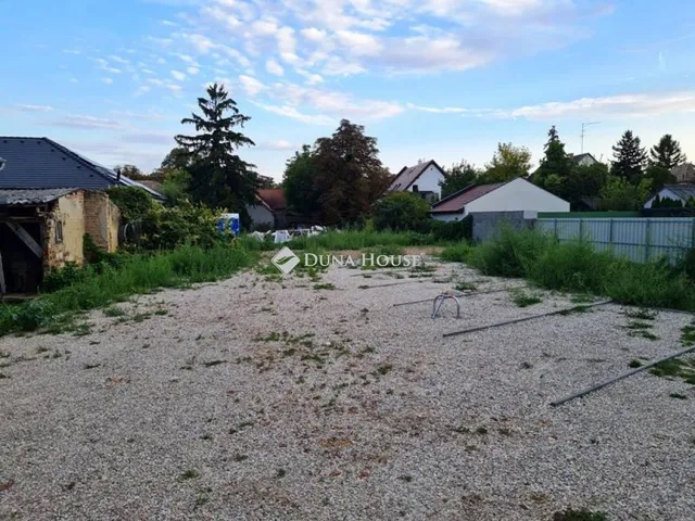 Eladó telek Siófok 810 nm