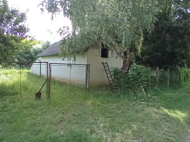 Eladó mezőgazdasági ingatlan Balatonszárszó 80 nm