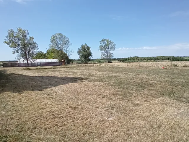 Eladó telek Balatonvilágos 1250 nm