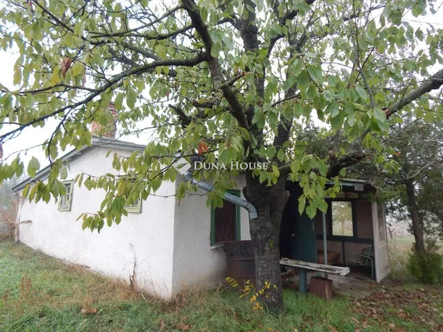Eladó telek Lepsény 2000 nm