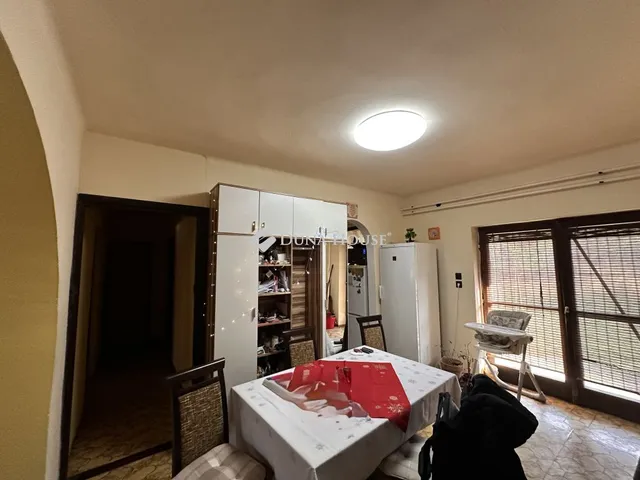 Eladó ház Tamási 150 nm
