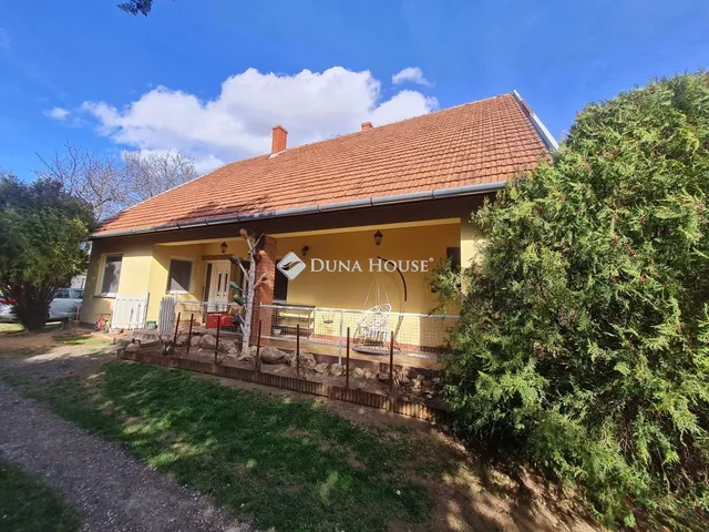 Eladó ház Balatonendréd 124 nm