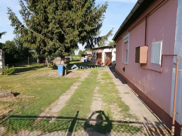 Eladó ház Magyaratád 88 nm
