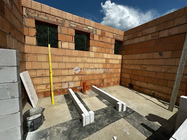 Eladó ház Tab 80 nm