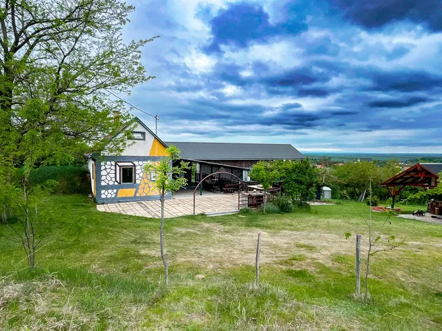 Eladó mezőgazdasági ingatlan Ságvár 33 nm