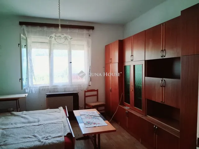 Eladó ház Nyim 105 nm