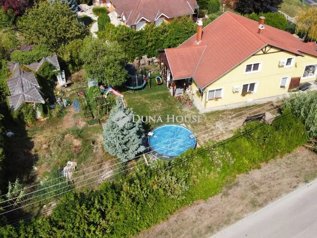 Eladó ház Ságvár 216 nm