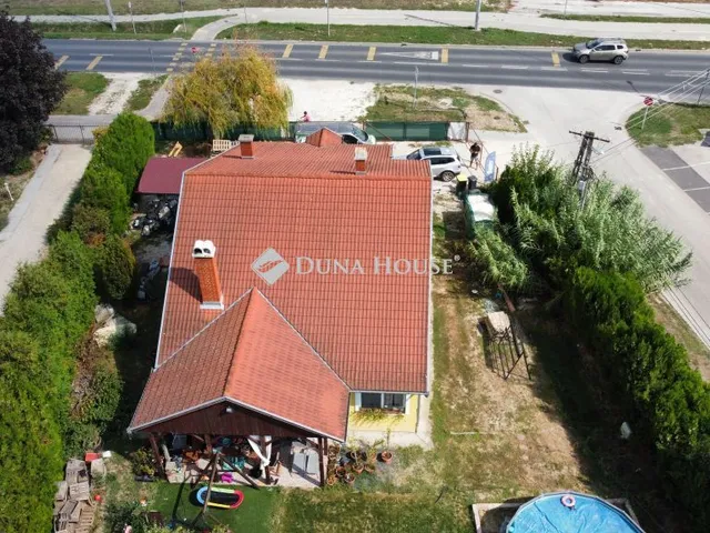 Eladó ház Ságvár 216 nm