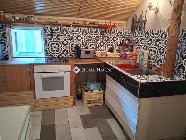 Eladó ház Bedegkér 50 nm