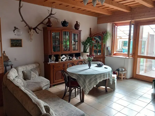 Eladó ház Bábonymegyer 180 nm