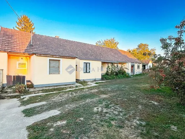 Eladó ház Lajoskomárom 62 nm