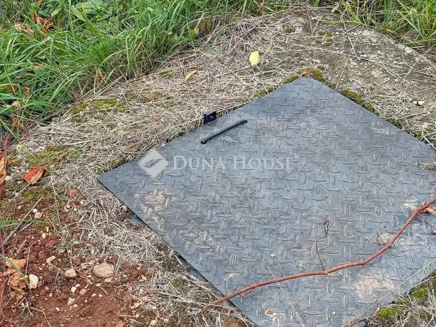 Eladó telek Balatonalmádi 710 nm