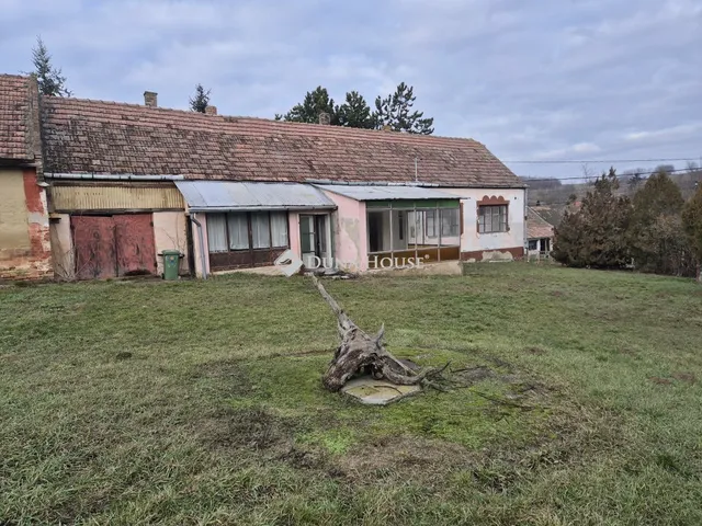 Eladó ház Kapoly 120 nm