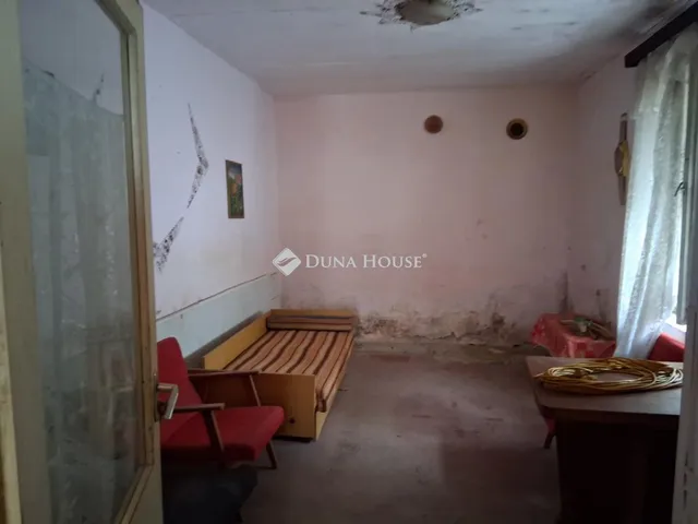 Eladó ház Karád 60 nm