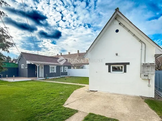 Eladó üdülő és hétvégi ház Siófok 66 nm