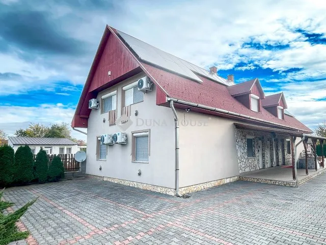 Eladó ház Siófok 150 nm