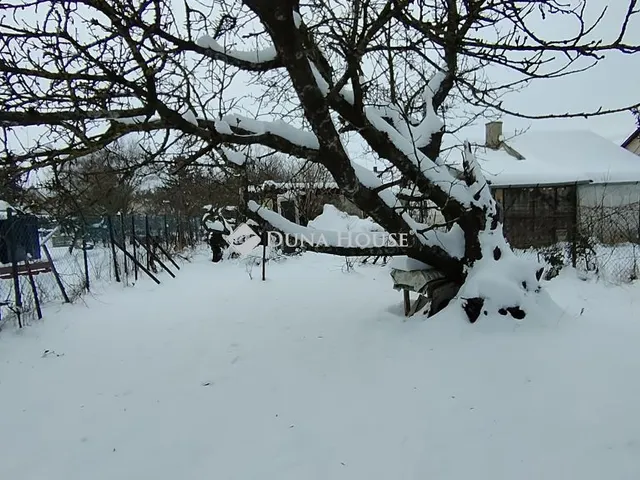 Eladó üdülő és hétvégi ház Balatonakarattya 62 nm