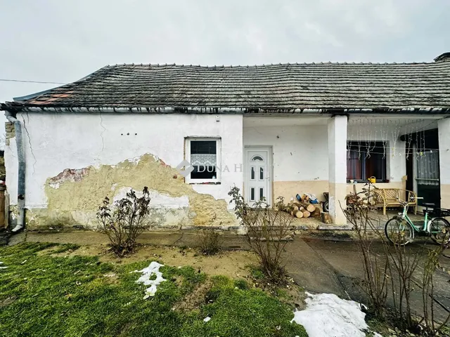 Eladó ház Szakály 100 nm