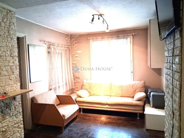 Eladó ház Tab 60 nm