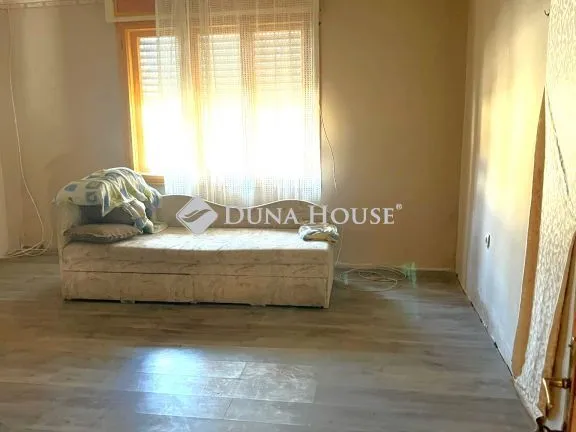 Eladó ház Tab 60 nm