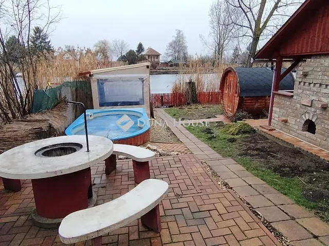 Eladó üdülő és hétvégi ház Békésszentandrás 127 nm