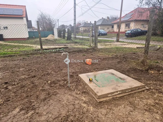 Eladó telek Iregszemcse 1069 nm