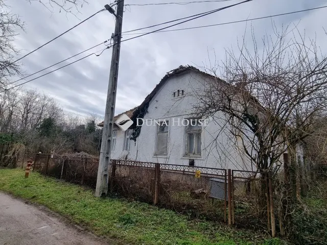 Eladó ház Teleki 61 nm