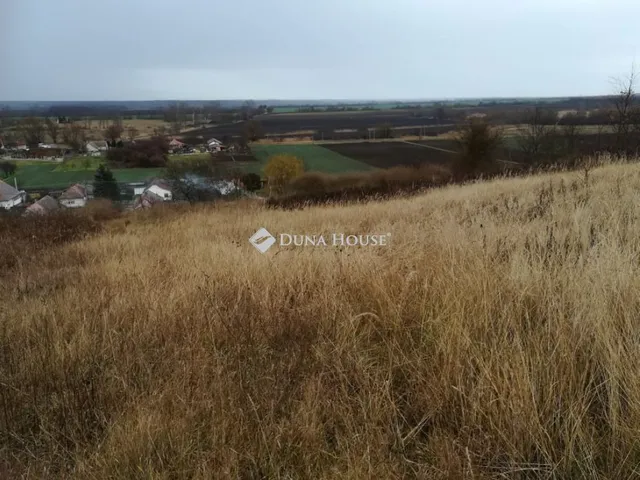 Eladó telek Ádánd 3343 nm