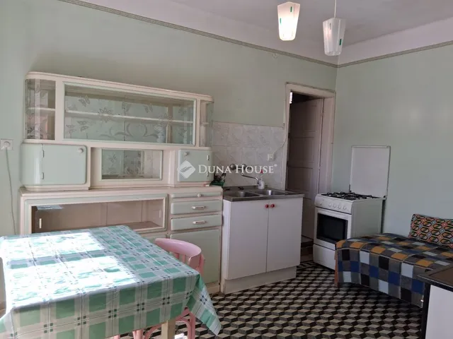 Eladó ház Kánya 65 nm