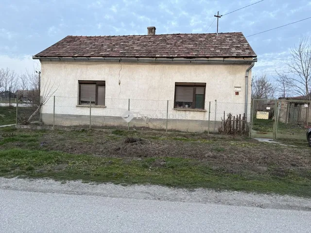 Eladó ház Dég 118 nm