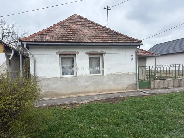 Eladó ház Enying 92 nm