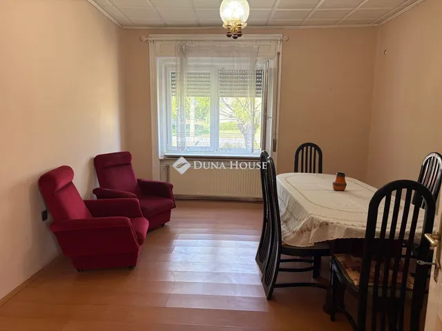 Eladó ház Enying 110 nm