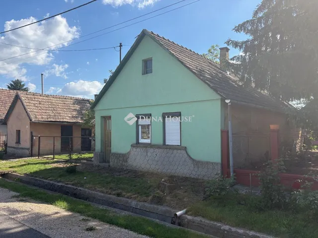 Eladó ház Lajoskomárom 50 nm