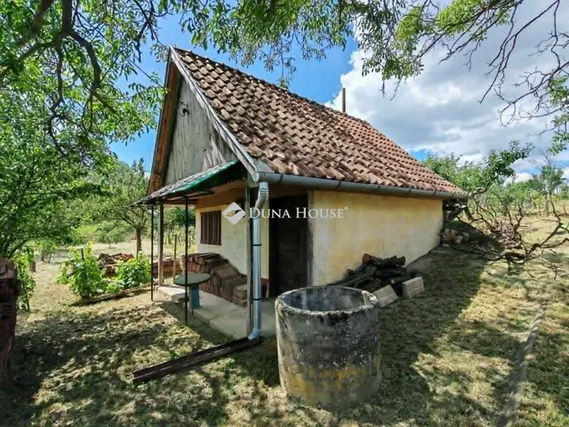 Eladó mezőgazdasági ingatlan Tamási 120 nm