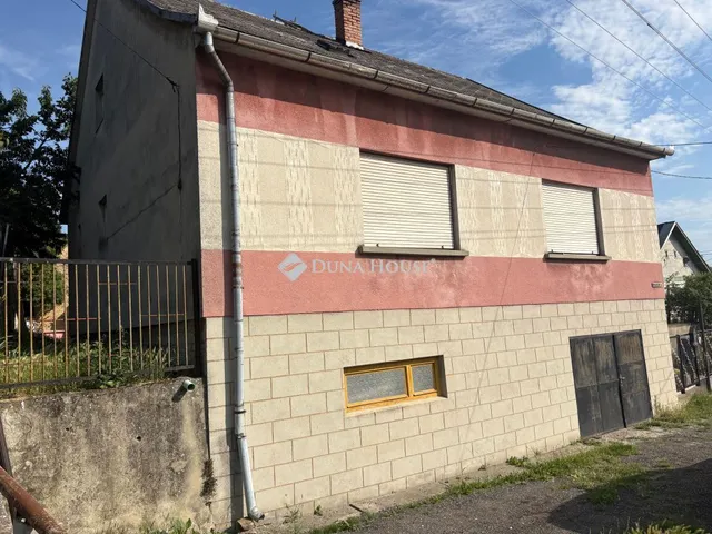 Eladó ház Enying, Bocskai utca 162 nm
