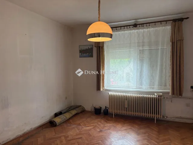 Eladó ház Lajoskomárom 82 nm