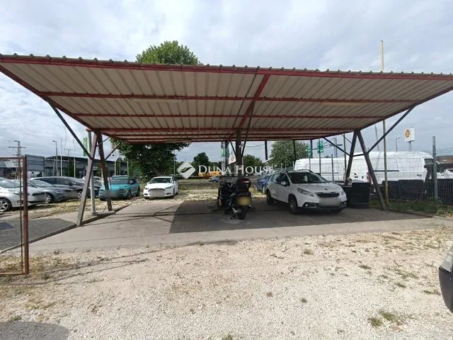 Kiadó kereskedelmi és ipari ingatlan Siófok 10 nm