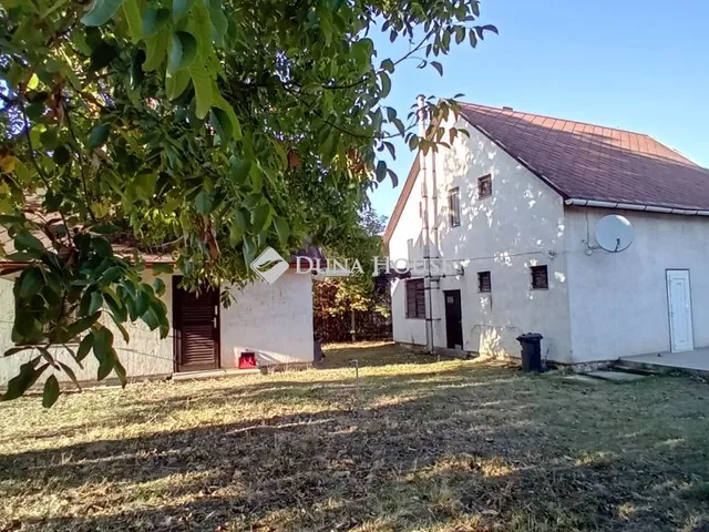 Eladó ház Ádánd 137 nm