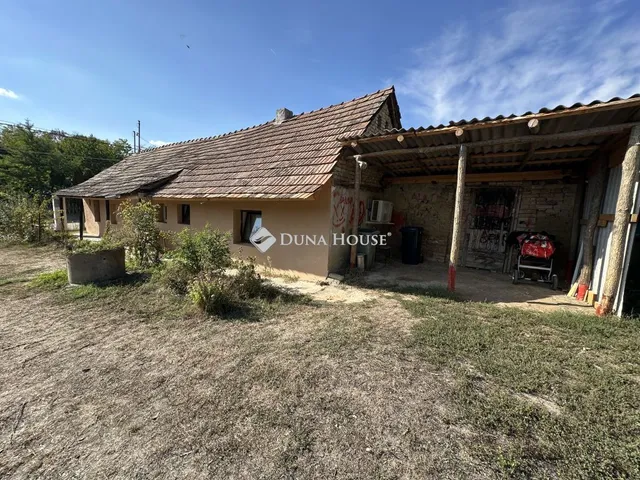 Eladó ház Felsőnyék 53 nm