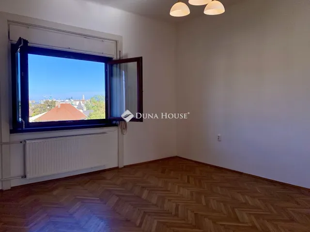 Eladó lakás Sopron 132 nm