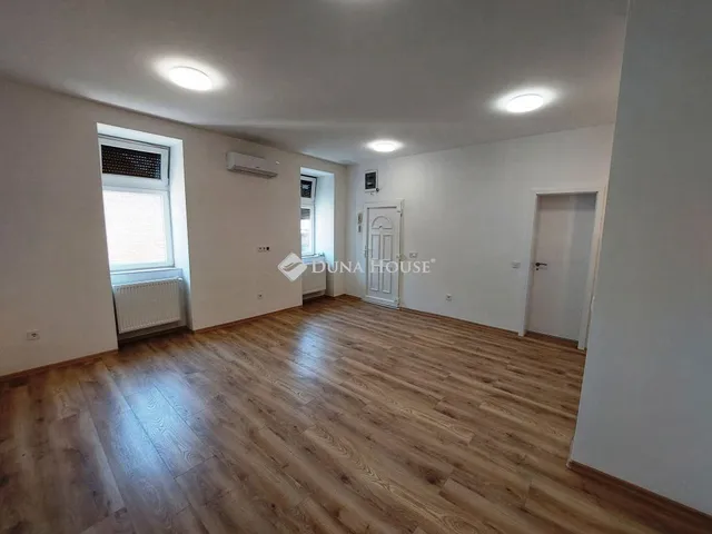 Eladó lakás Sopron 58 nm