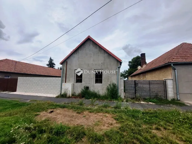 Eladó ház Páli 88 nm