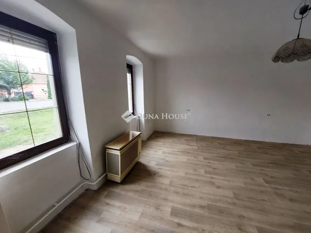 Eladó ház Páli 88 nm