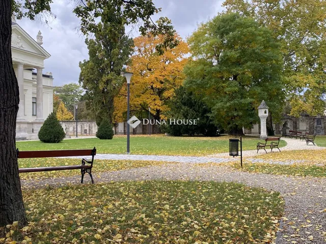 Eladó kereskedelmi és ipari ingatlan Sopron 95 nm