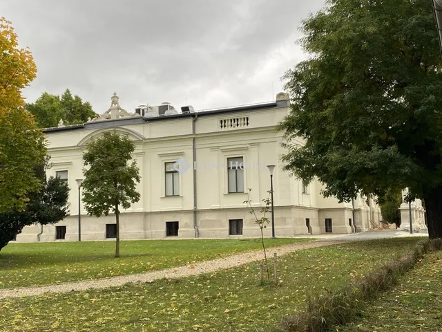 Eladó kereskedelmi és ipari ingatlan Sopron 86 nm