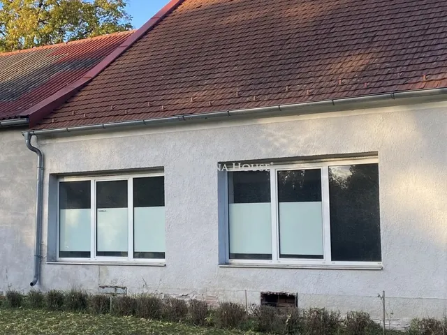 Eladó kereskedelmi és ipari ingatlan Sopron 86 nm